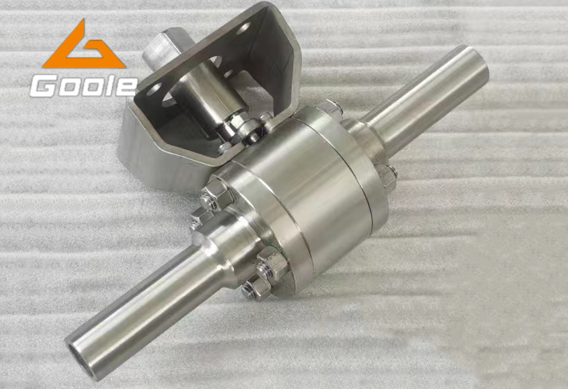 加長(zhǎng)管焊接鍛鋼球閥帶平臺(tái)E100Q041F-800LB F316  1